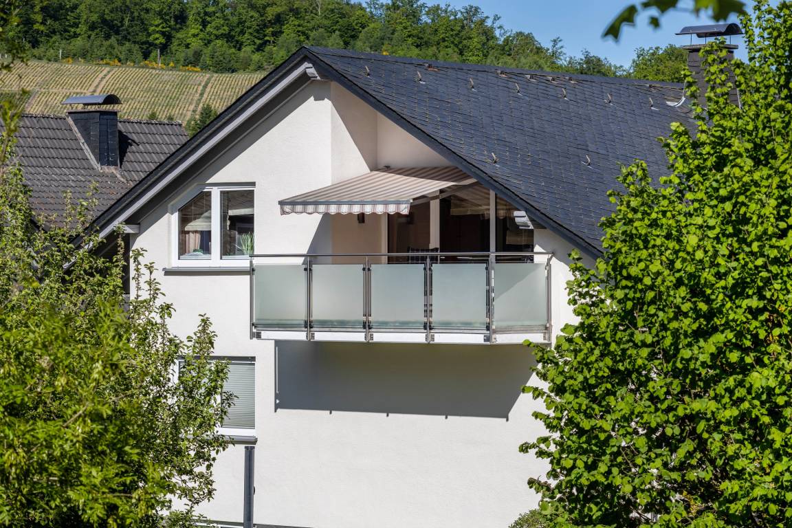 90 M² Ferienwohnung ∙ 2 Schlafzimmer ∙ 5 Gäste - Bestwig