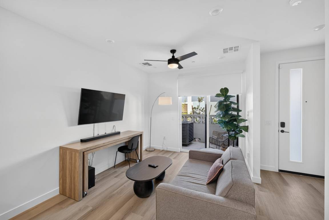 152 M² House ∙ 2 Bedrooms ∙ 4 Guests - Phoenix, AZ