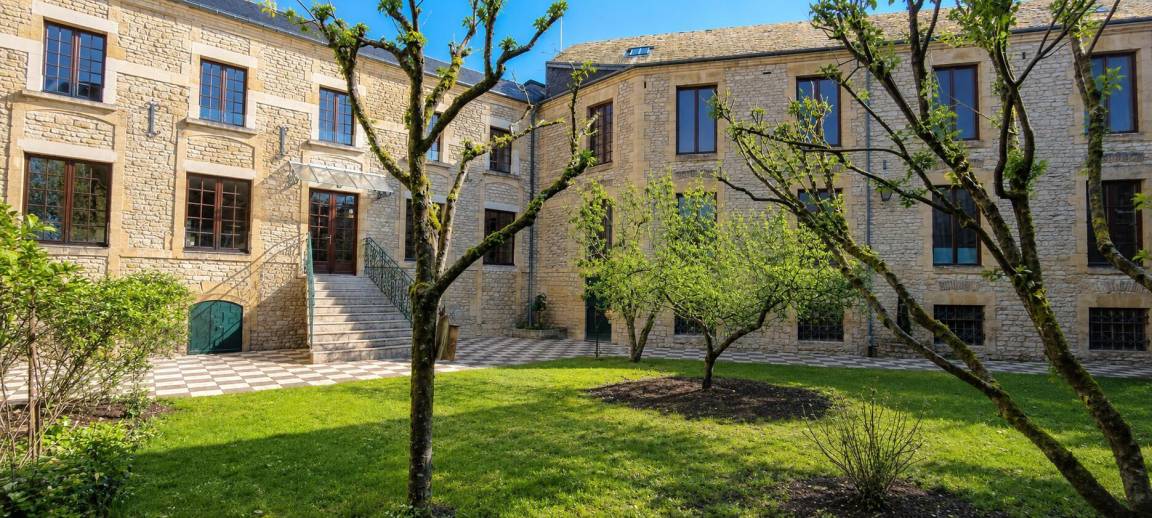 240 m&sup2; G&icirc;te 3 Schlafzimmer 9 G&auml;ste