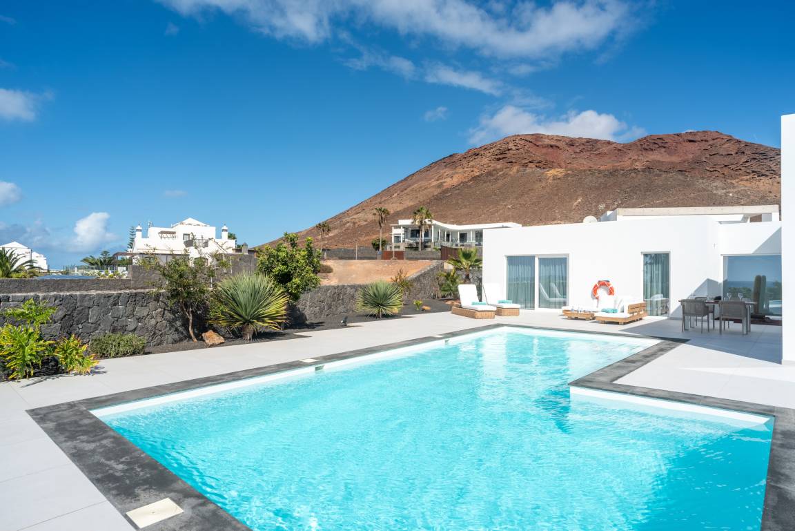 120 M² Villa ∙ 2 Habitaciones ∙ 4 Huéspedes - Playa Blanca, Las Palmas, España