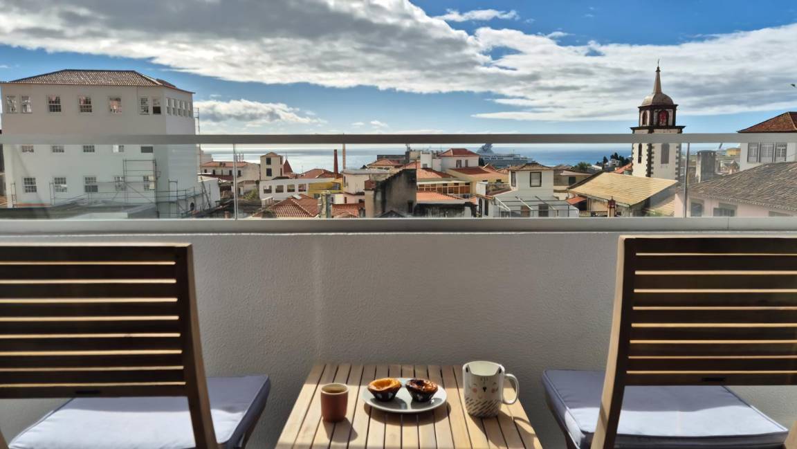 96 M² Ferienwohnung ∙ 2 Schlafzimmer ∙ 6 Gäste - Funchal