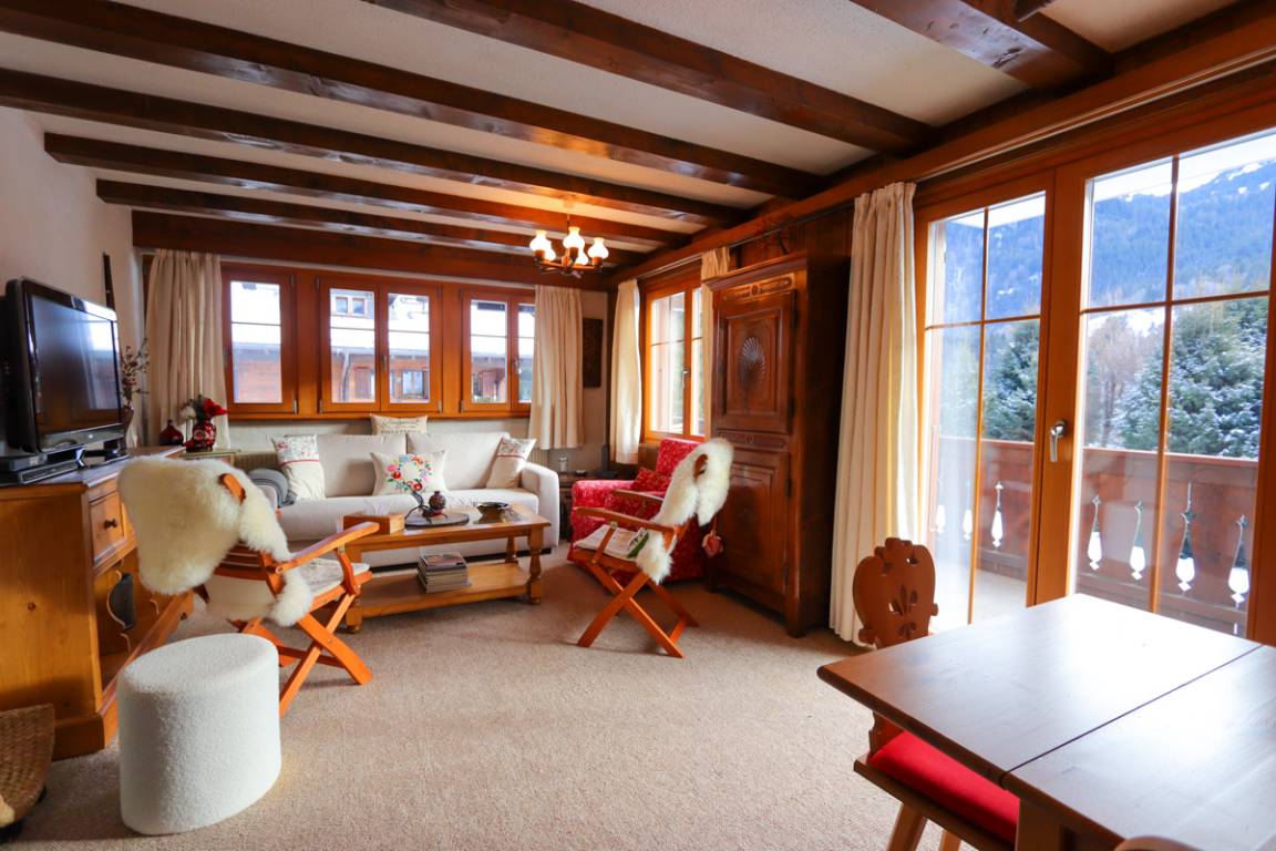 80 M² Apartment ∙ 2 Bedrooms ∙ 4 Guests - Rougemont