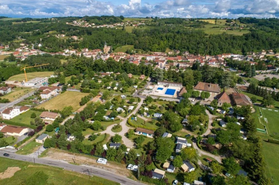 16 M² Camping ∙ 1 Chambre ∙ 2 Personnes - Drôme