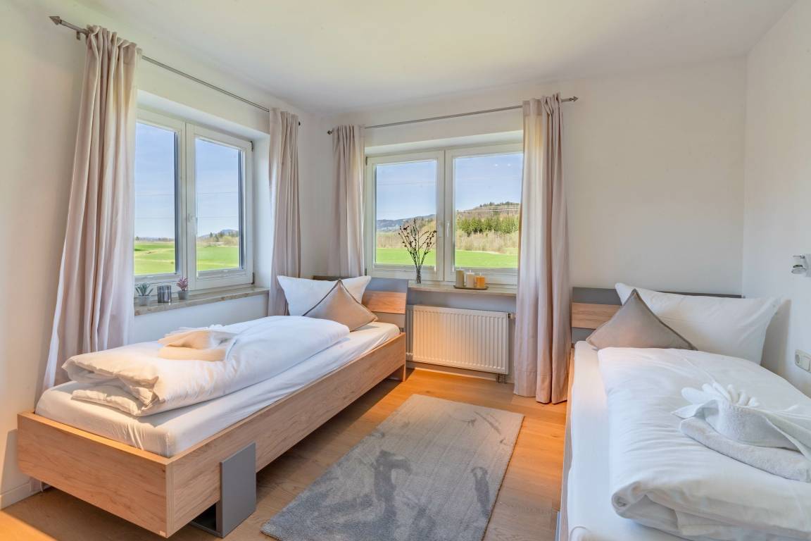80 m² Ferienwohnung ∙ 1 Schlafzimmer ∙ 5 Gäste – Bild 8