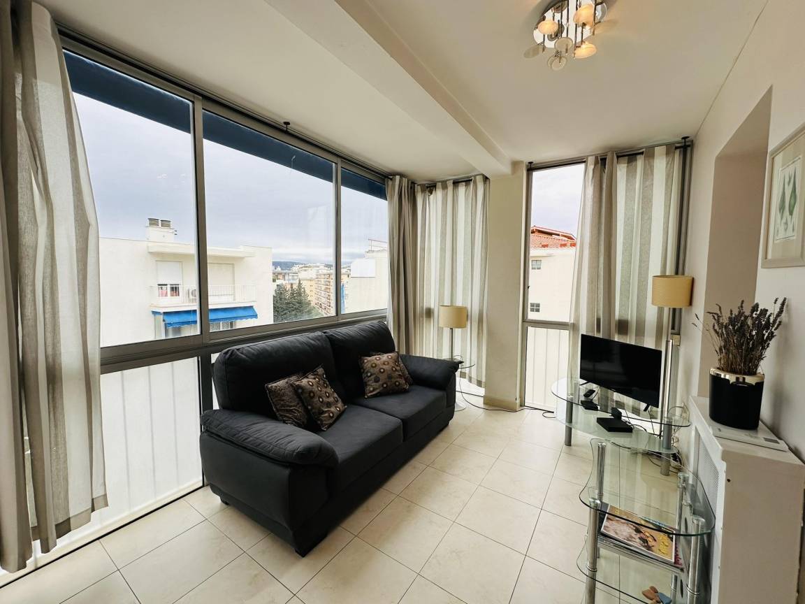 70 M² Appartement ∙ 2 Slaapkamers ∙ 4 Gasten - Mougins