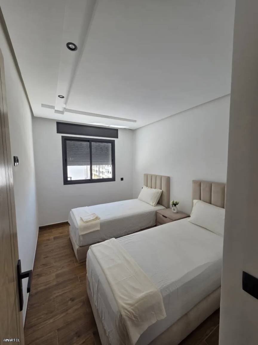 75 M² Apartamento ∙ 2 Habitaciones ∙ 6 Huéspedes - Tetuán