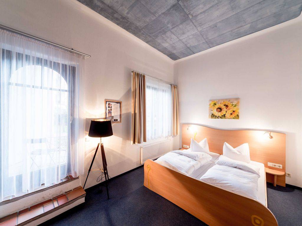 22 M² Hotel ∙ 1 Habitación ∙ 2 Huéspedes - Magdeburgo