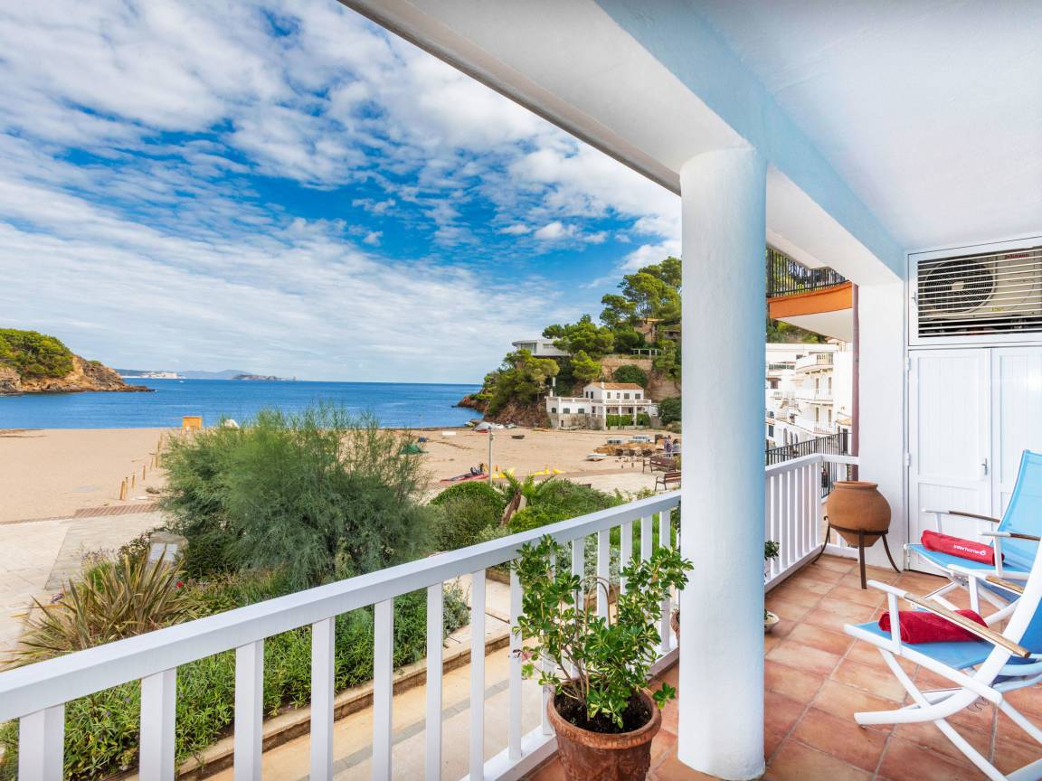90 M² Apartment ∙ 3 Bedrooms ∙ 5 Guests - Sa Riera
