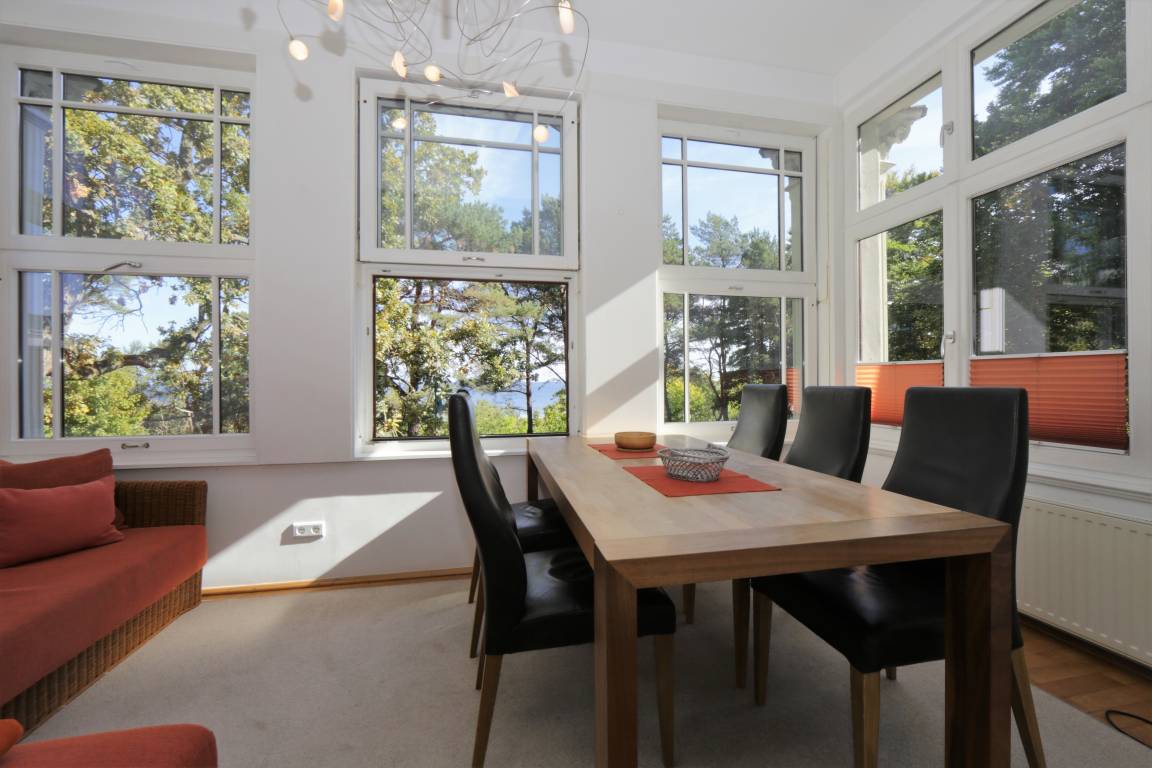 89 m² Ferienwohnung ∙ 2 Schlafzimmer ∙ 5 Gäste – Bild 9