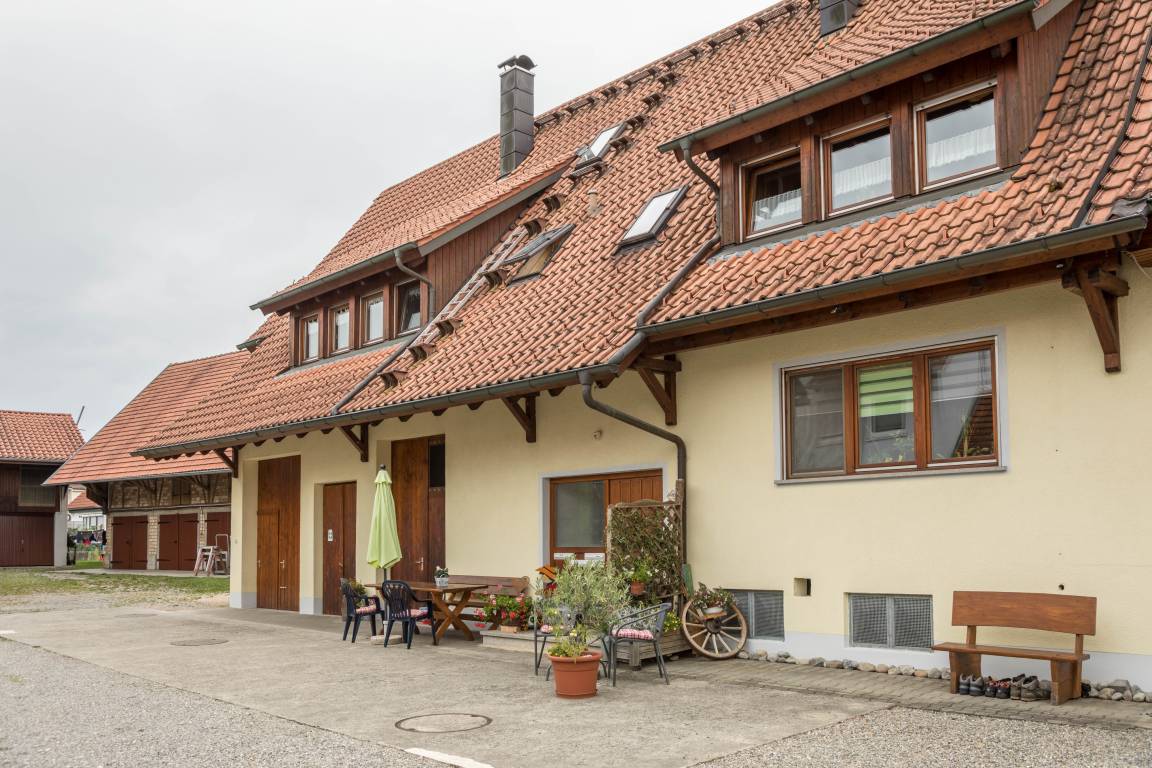 45 M² Ferienwohnung ∙ 1 Schlafzimmer ∙ 2 Gäste - Eriskirch