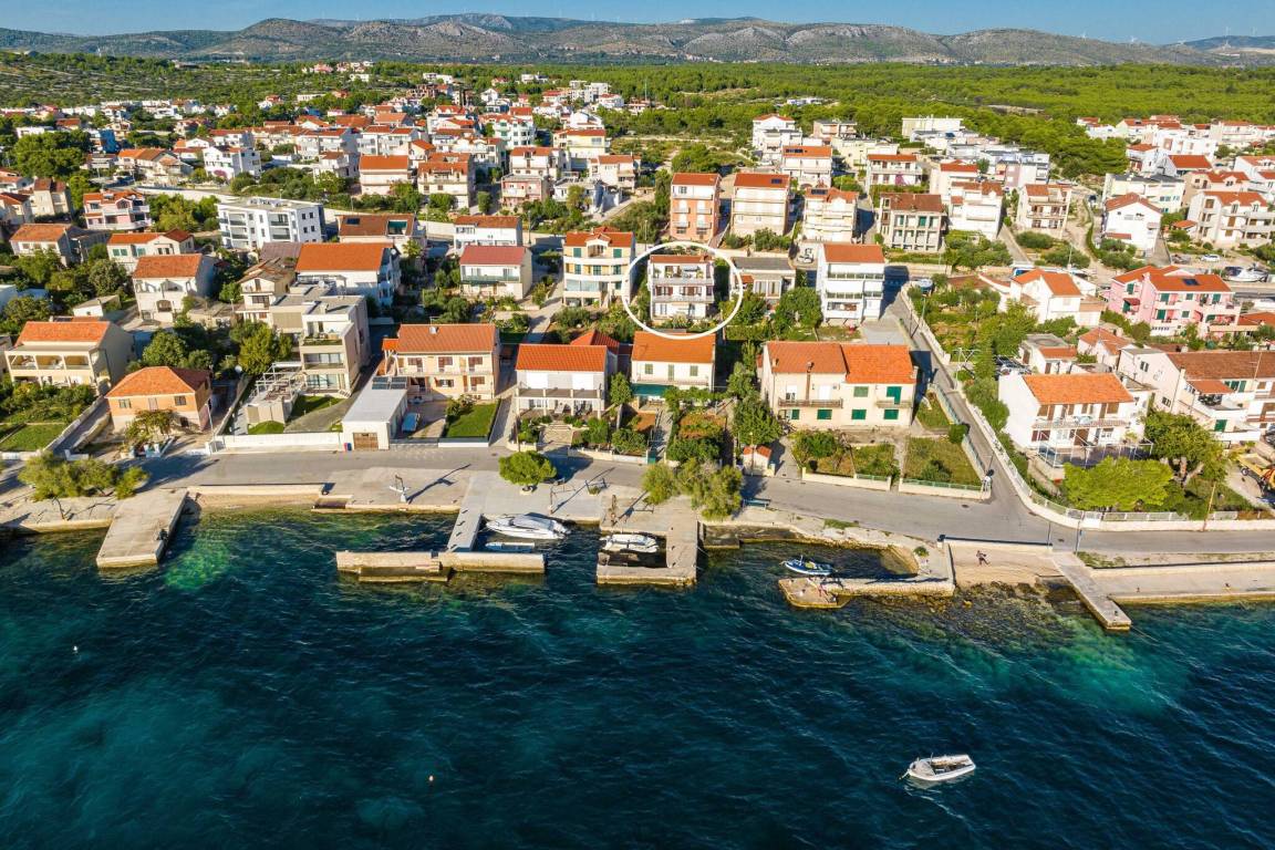 90 M² Apartamento ∙ 3 Habitaciones ∙ 6 Huéspedes - Primošten