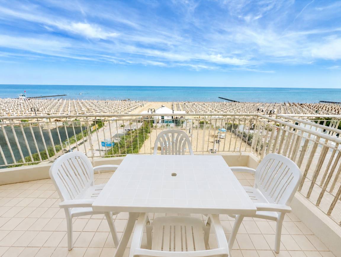 Ferienwohnung ∙ 2 Schlafzimmer ∙ 6 Gäste - Jesolo