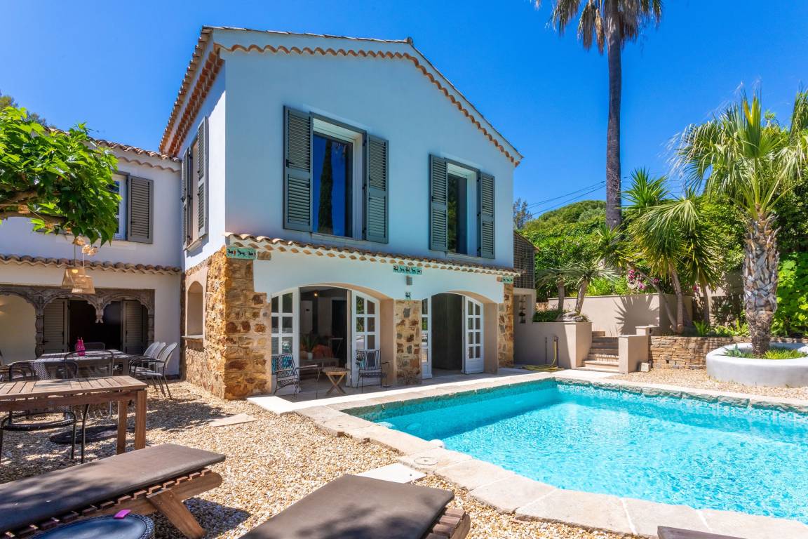 125 M² House ∙ 5 Bedrooms ∙ 12 Guests - Saint-Tropez