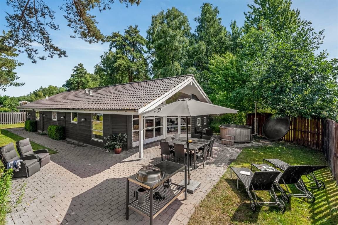 118 m&sup2; Ferienhaus 4 Schlafzimmer 8 G&auml;ste