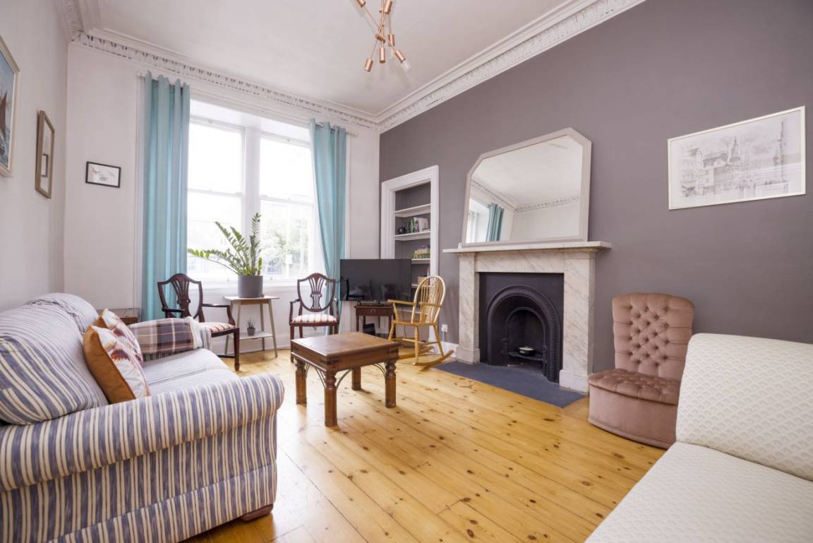 83 M² Ferienwohnung ∙ 2 Schlafzimmer ∙ 4 Gäste - Edinburgh