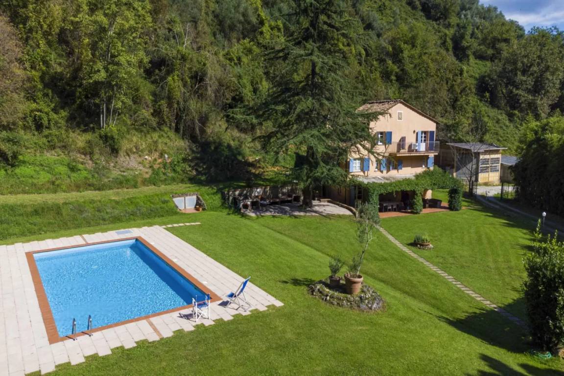 Villa ∙ 4 Schlafzimmer ∙ 8 Gäste - Pietrasanta