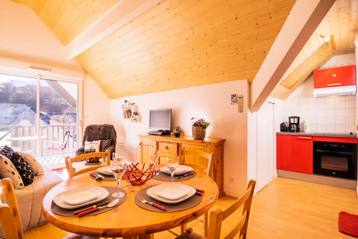 48 M² Appartement ∙ 2 Chambres ∙ 6 Personnes - Arreau