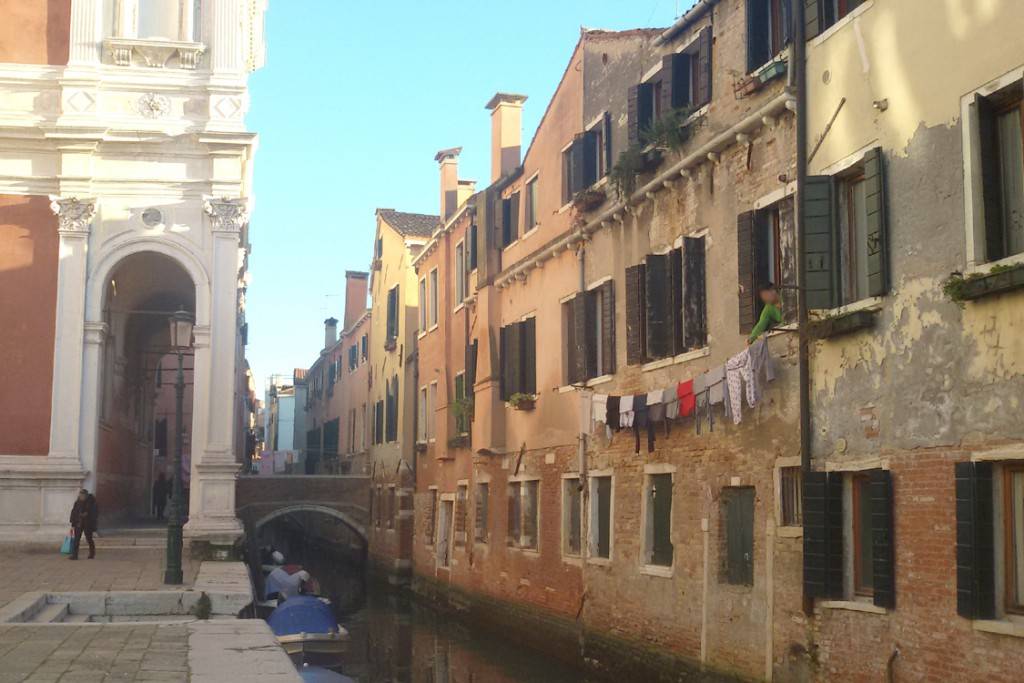 45 M² Ferienwohnung ∙ 1 Schlafzimmer ∙ 4 Gäste - Venedig