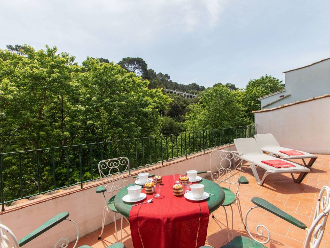 90 M² Apartment ∙ 2 Bedrooms ∙ 5 Guests - Pals
