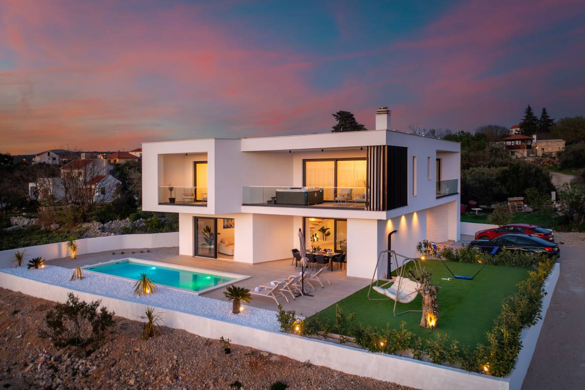 260 M² Villa ∙ 4 Chambres ∙ 10 Personnes - Primošten