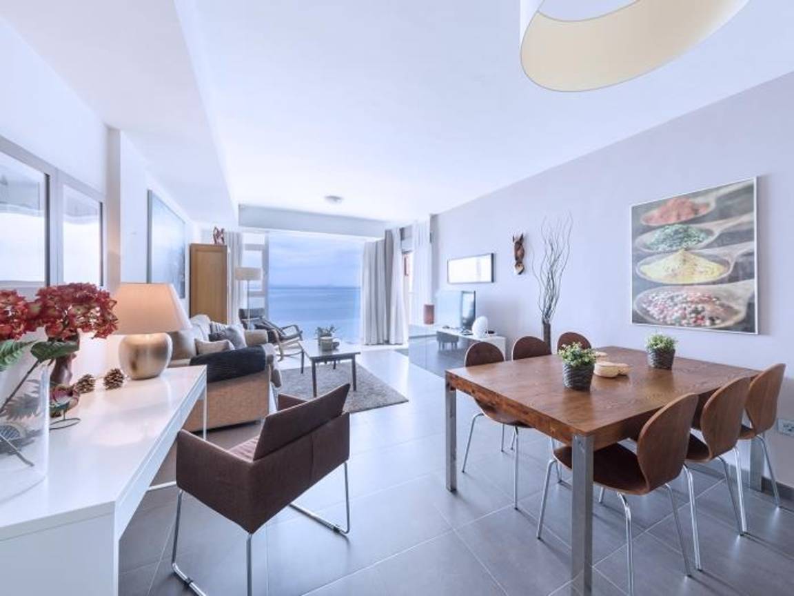 80 M² Apartment ∙ 2 Bedrooms ∙ 4 Guests - La Manga