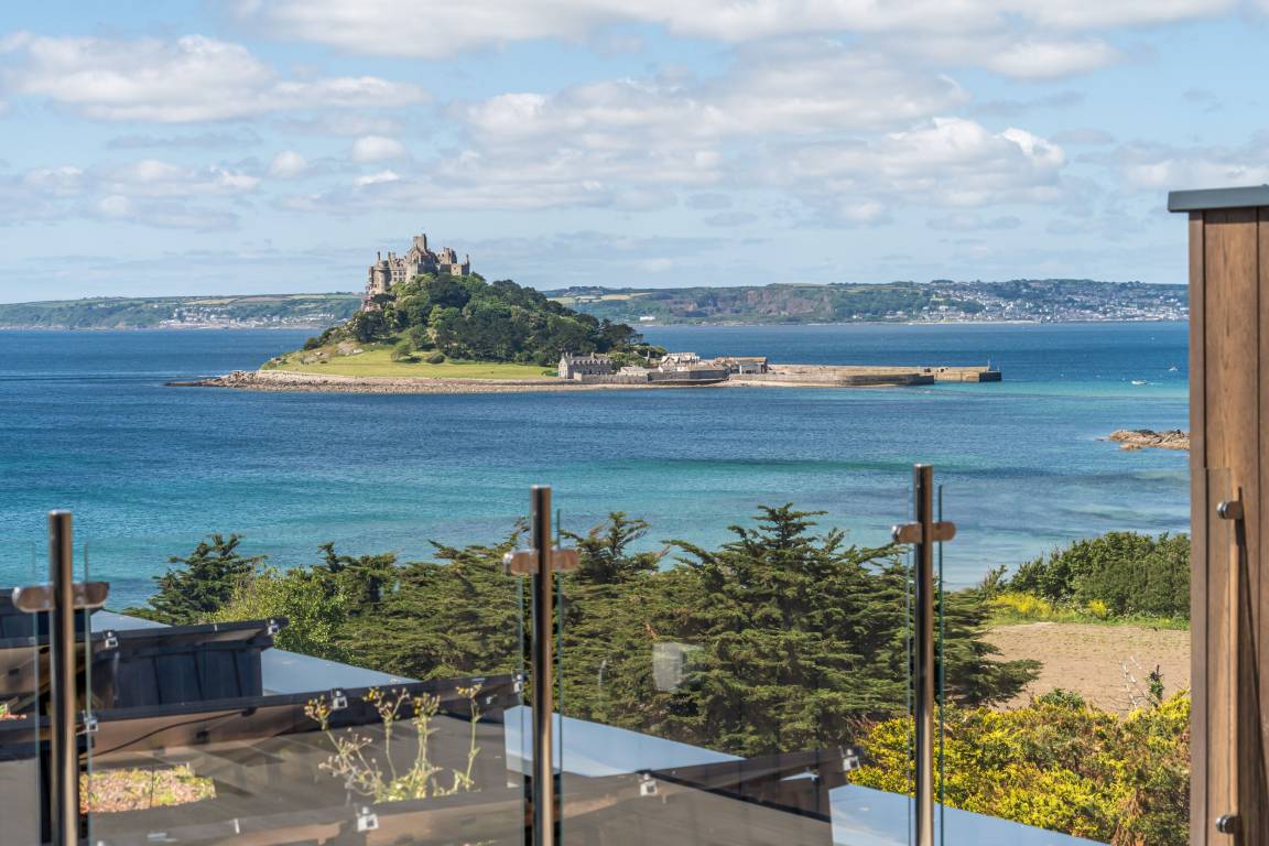 Cottage ∙ 4 Bedrooms ∙ 8 Guests - Hayle