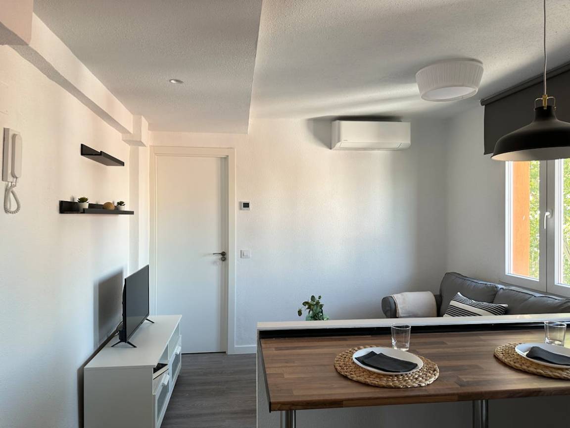 39 M² Apartamento ∙ 2 Habitaciones ∙ 3 Huéspedes - Majadahonda