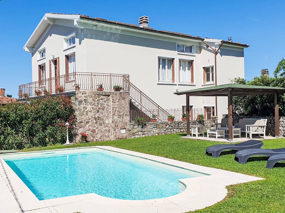 100 M² Ferienhaus ∙ 3 Schlafzimmer ∙ 6 Gäste - Bagni di Lucca