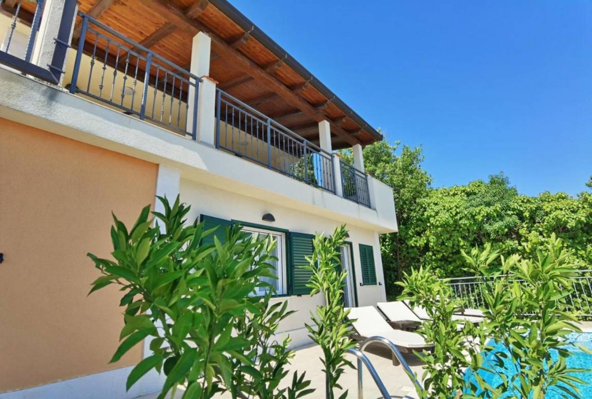 130 M² Villa ∙ 3 Slaapkamers ∙ 6 Gasten - Trogir