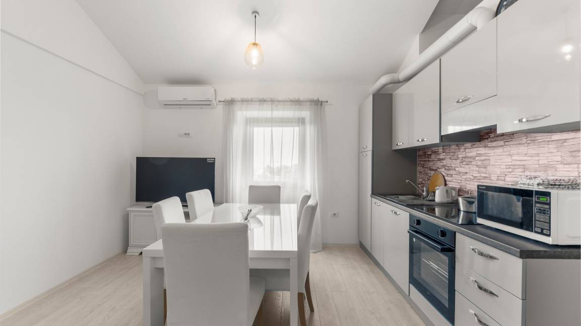 60 M² Ferienwohnung ∙ 2 Schlafzimmer ∙ 4 Gäste - Novigrad