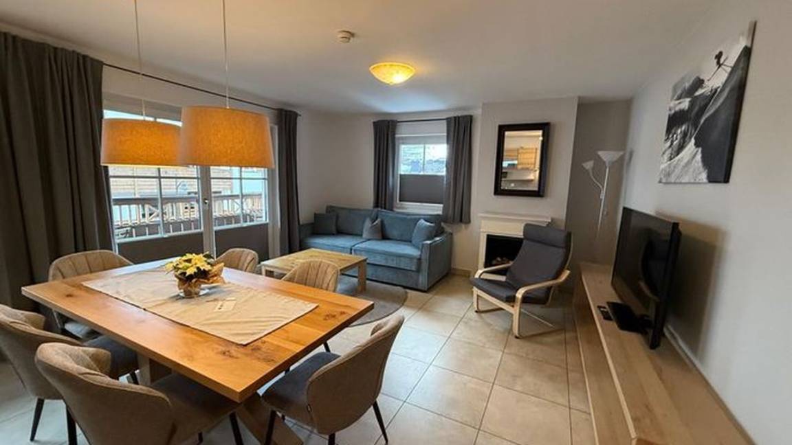 82 M² Apartment ∙ 2 Bedrooms ∙ 6 Guests - Kaprun