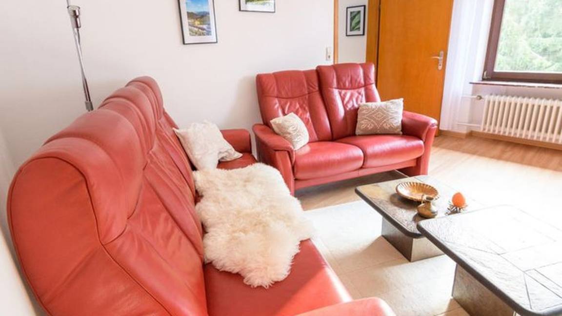 80 M² Ferienwohnung ∙ 1 Schlafzimmer ∙ 4 Gäste - Idar-Oberstein