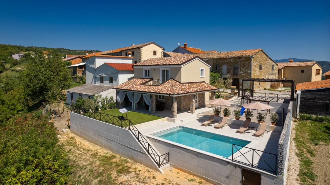 104 M² Villa ∙ 2 Chambres ∙ 5 Personnes - Buzet