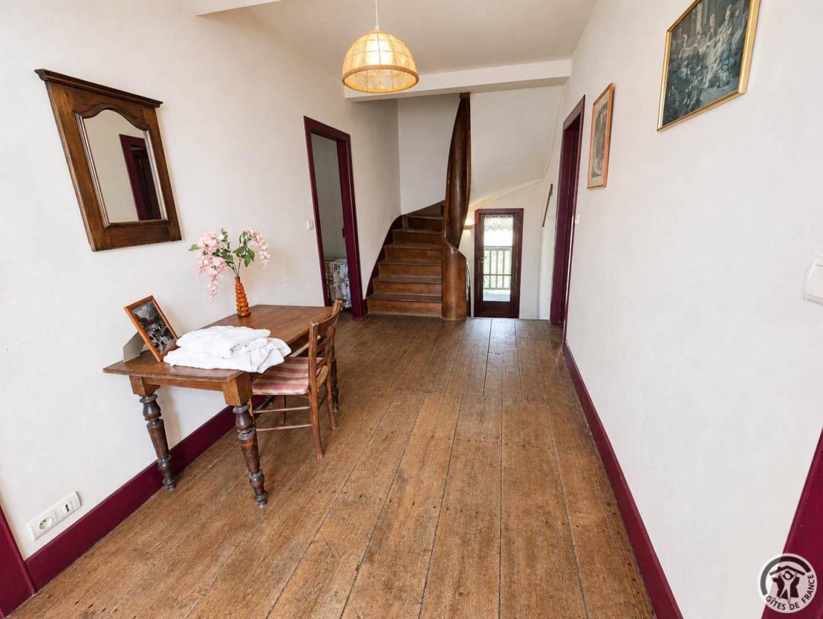 140 m² Gîte ∙ 3 Schlafzimmer ∙ 6 Gäste – Bild 9
