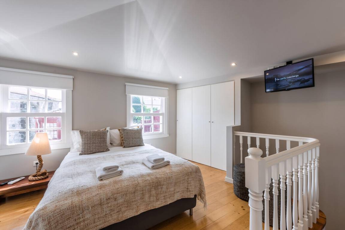 70 M² Apartment ∙ 3 Bedrooms ∙ 6 Guests - Porto