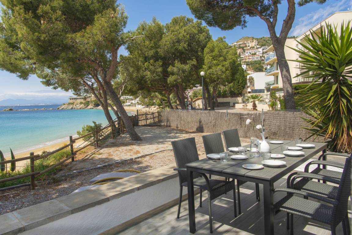 75 M² Villa ∙ 3 Habitaciones ∙ 7 Huéspedes - Cadaqués