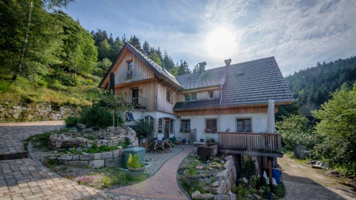 80 M² Ferienwohnung ∙ 3 Schlafzimmer ∙ 6 Gäste - Sasbachwalden