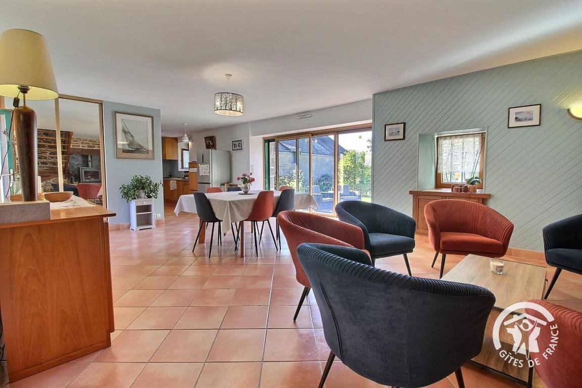 115 m&sup2; G&icirc;te 3 Schlafzimmer 6 G&auml;ste