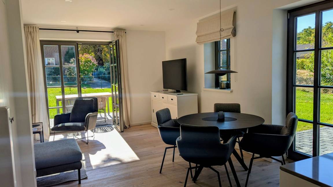 80 m² Ferienhaus ∙ 2 Schlafzimmer ∙ 4 Gäste – Bild 6
