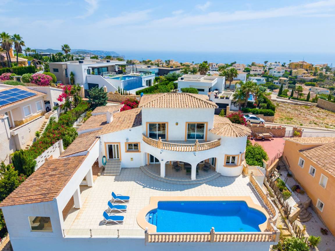 202 M² Apartamento ∙ 1 Habitación ∙ 6 Huéspedes - Moraira