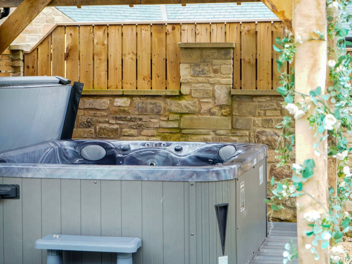Cottage ∙ 4 Bedrooms ∙ 8 Guests - Morpeth