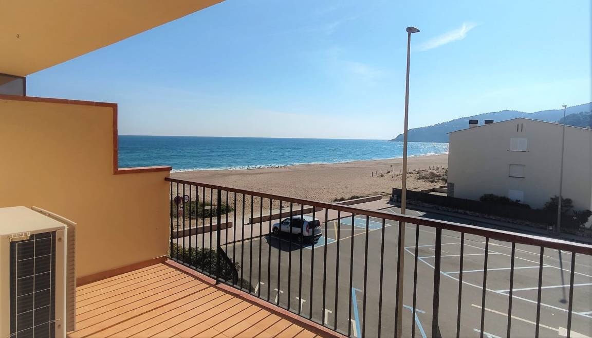 75 M² Apartamento ∙ 2 Habitaciones ∙ 5 Huéspedes - L'Estartit