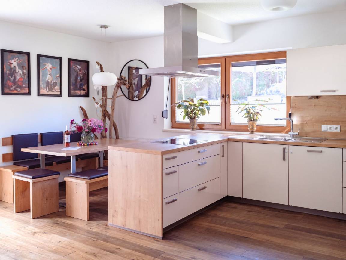 83 M² Ferienwohnung ∙ 2 Schlafzimmer ∙ 5 Gäste - Zillertal