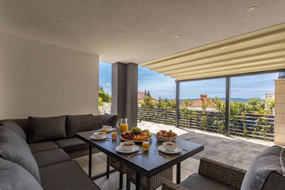 115 M² Ferienwohnung ∙ 3 Schlafzimmer ∙ 6 Gäste - Crikvenica