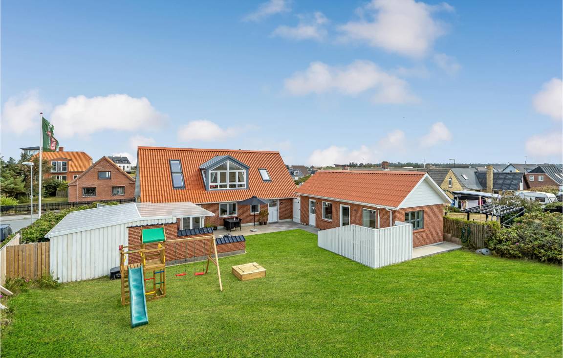 220 M² Ferienhaus ∙ 4 Schlafzimmer ∙ 10 Gäste - Vestervig