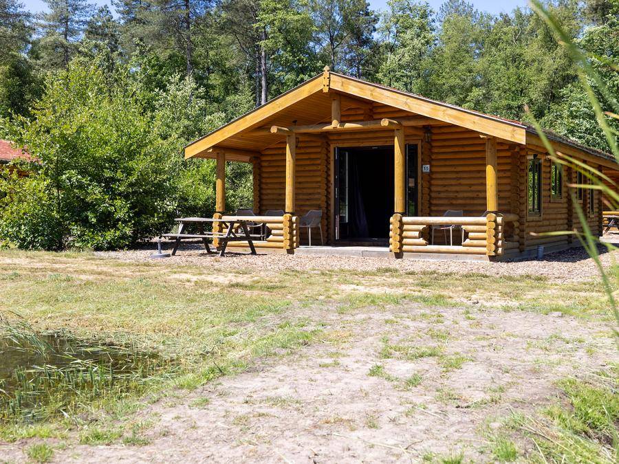 Chalet ∙ 2 Slaapkamers ∙ 4 Gasten - Flevoland