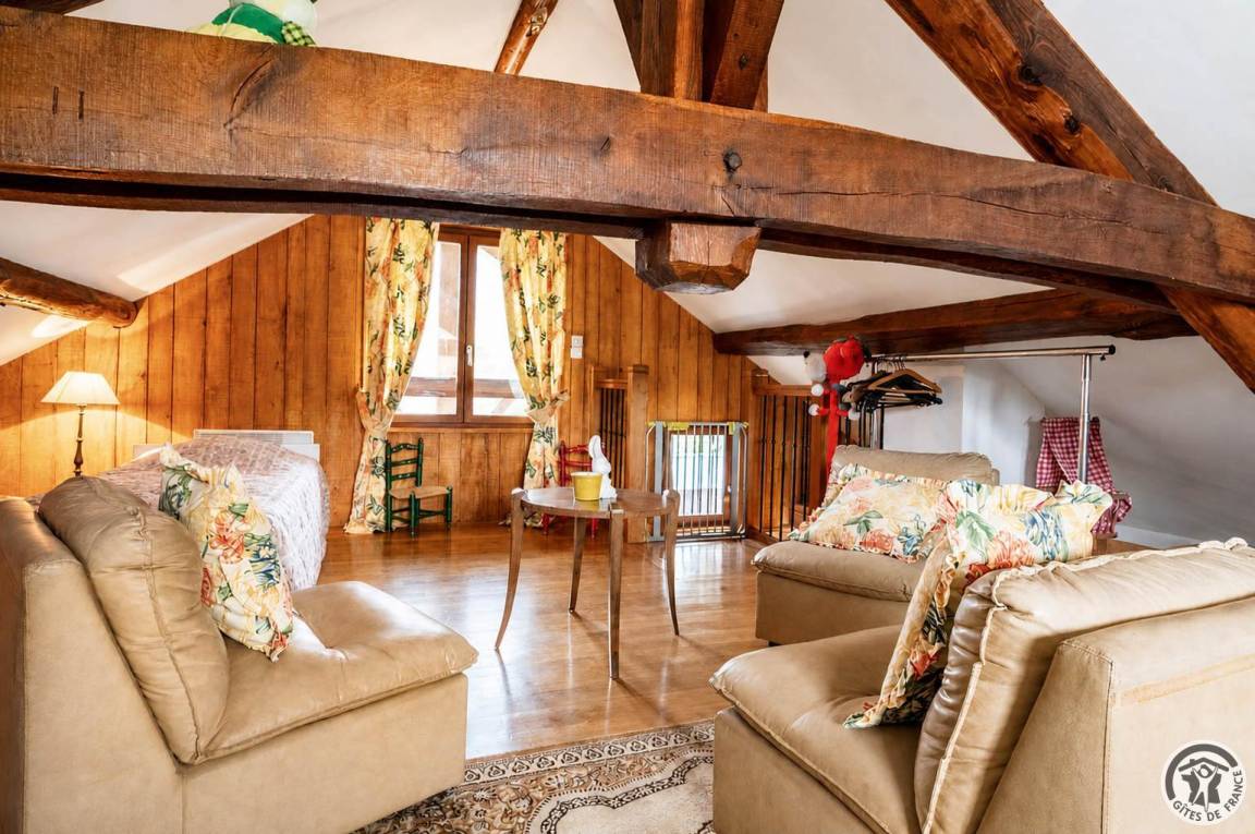 180 m² Gîte ∙ 3 Schlafzimmer ∙ 6 Gäste – Bild 17