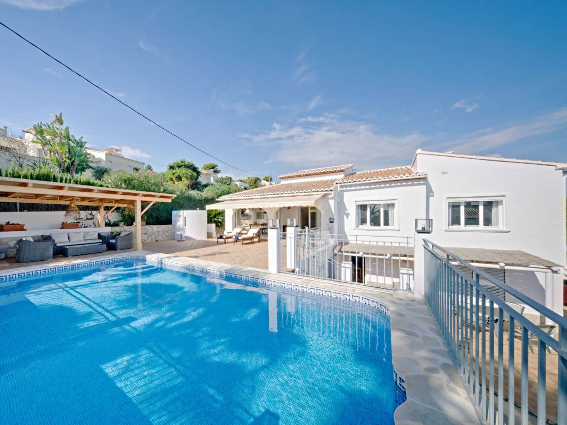 250 M² Ferienhaus ∙ 4 Schlafzimmer ∙ 8 Gäste - Xàbia
