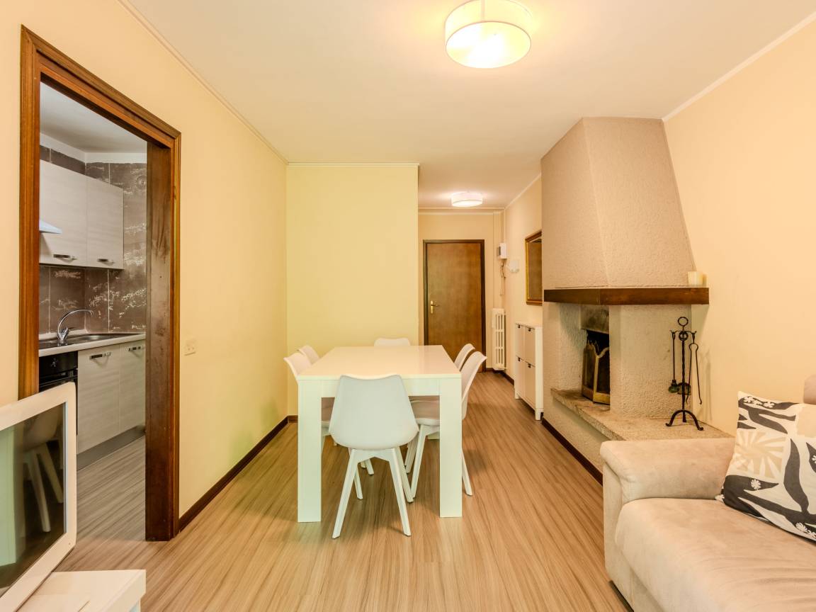 Apartment ∙ 1 Bedroom ∙ 4 Guests - Pinzolo