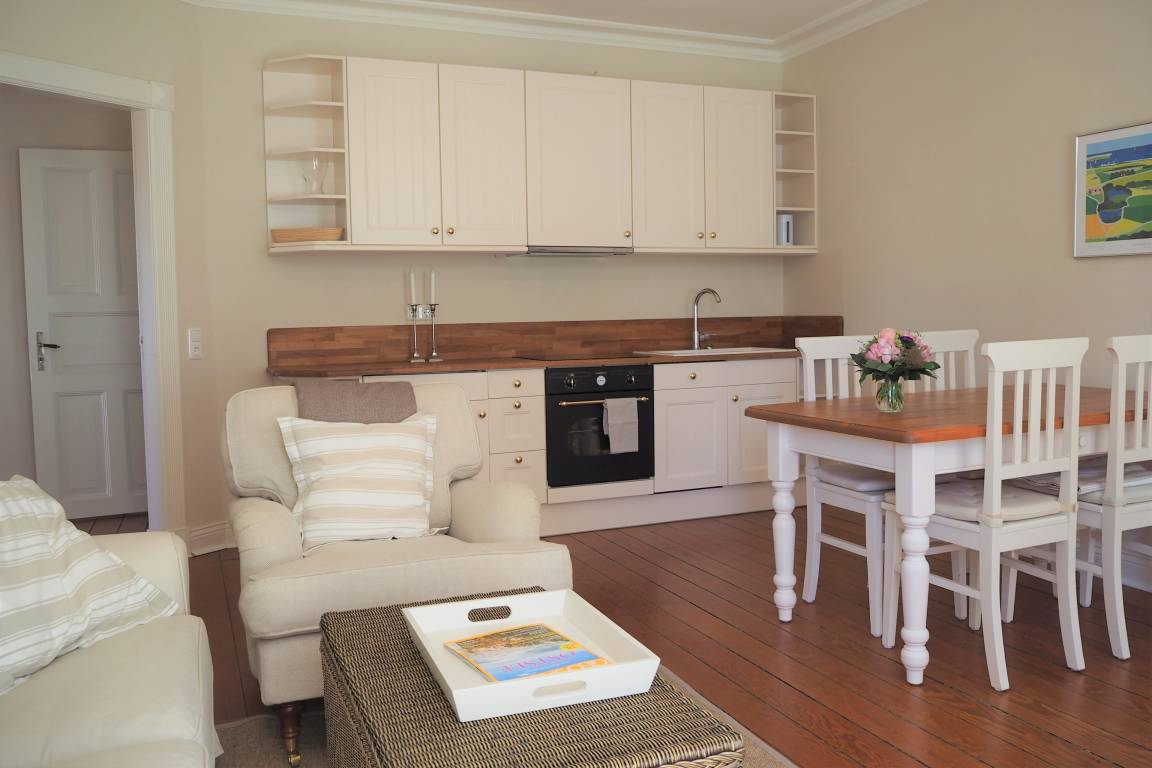 95 m² Ferienwohnung ∙ 2 Schlafzimmer ∙ 4 Gäste – Bild 4
